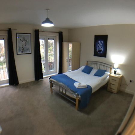 Very Large House, 6 Beds, 4 Bedrooms, 3 Bathrooms, 5 Smart Tv'S & Van Parking Бостон Екстер'єр фото