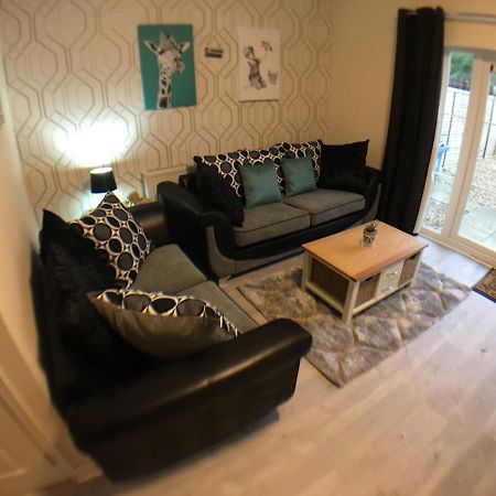 Very Large House, 6 Beds, 4 Bedrooms, 3 Bathrooms, 5 Smart Tv'S & Van Parking Бостон Екстер'єр фото