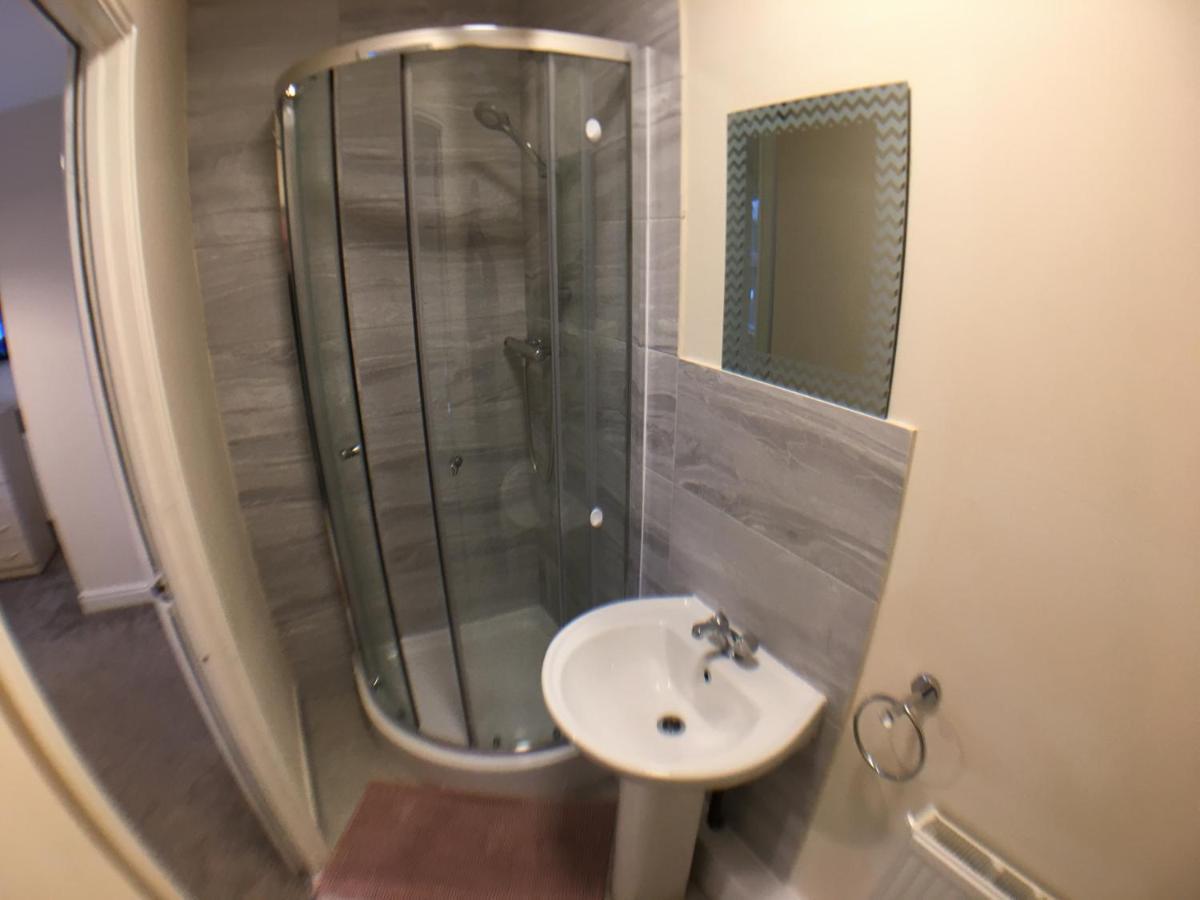 Very Large House, 6 Beds, 4 Bedrooms, 3 Bathrooms, 5 Smart Tv'S & Van Parking Бостон Екстер'єр фото